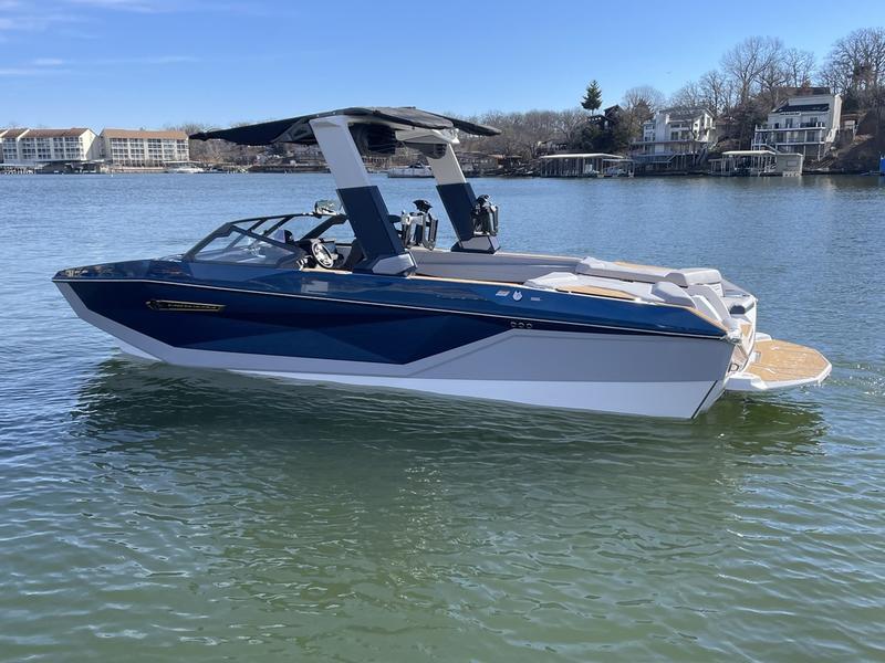 2025 Nautique G25