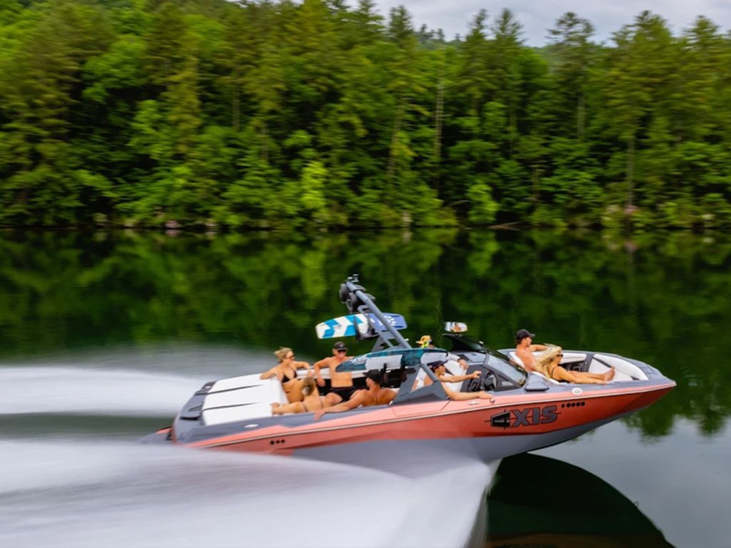 2025 Axis Wake Research A225