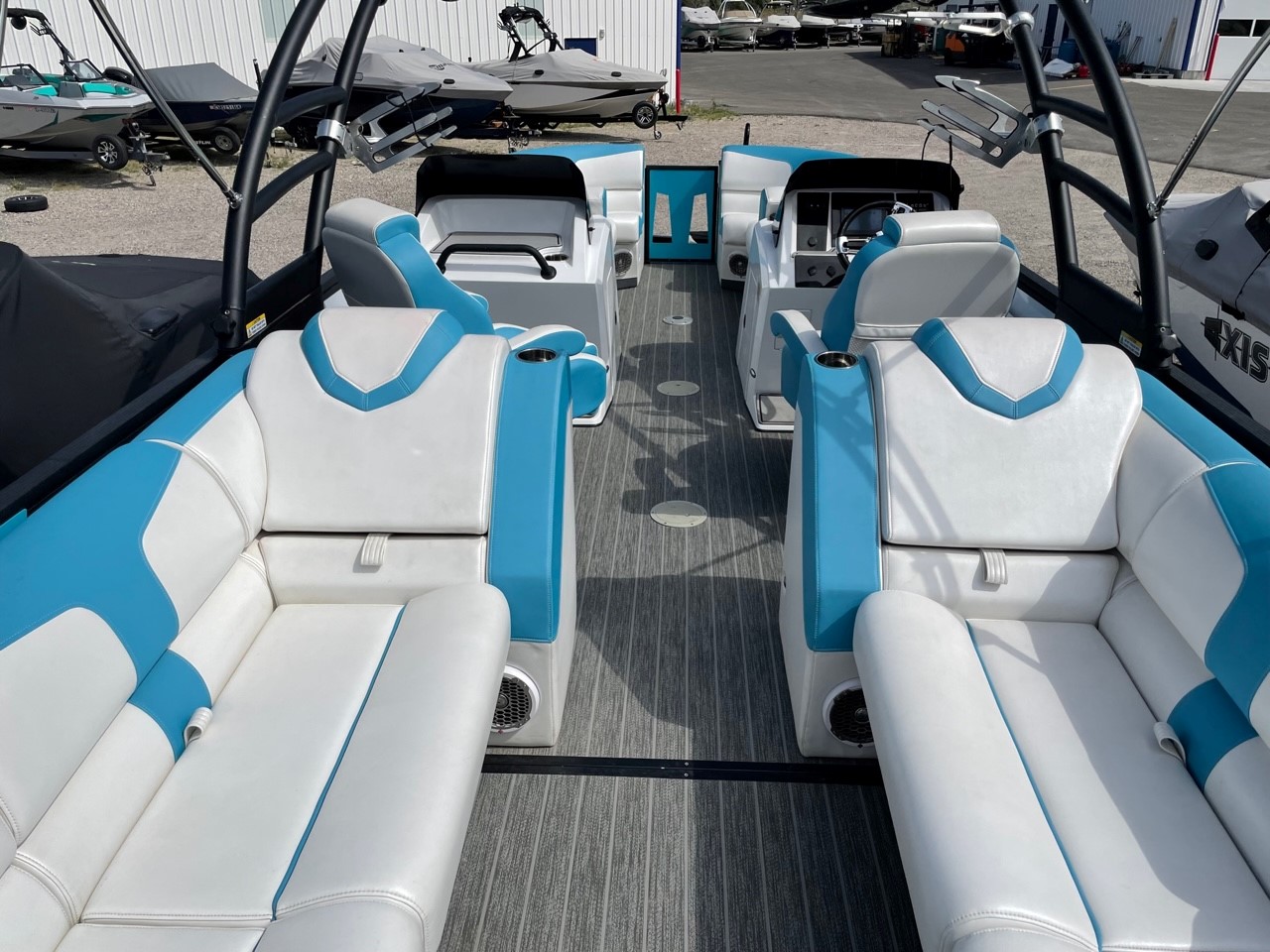 2020 Montara Surf Boss 25