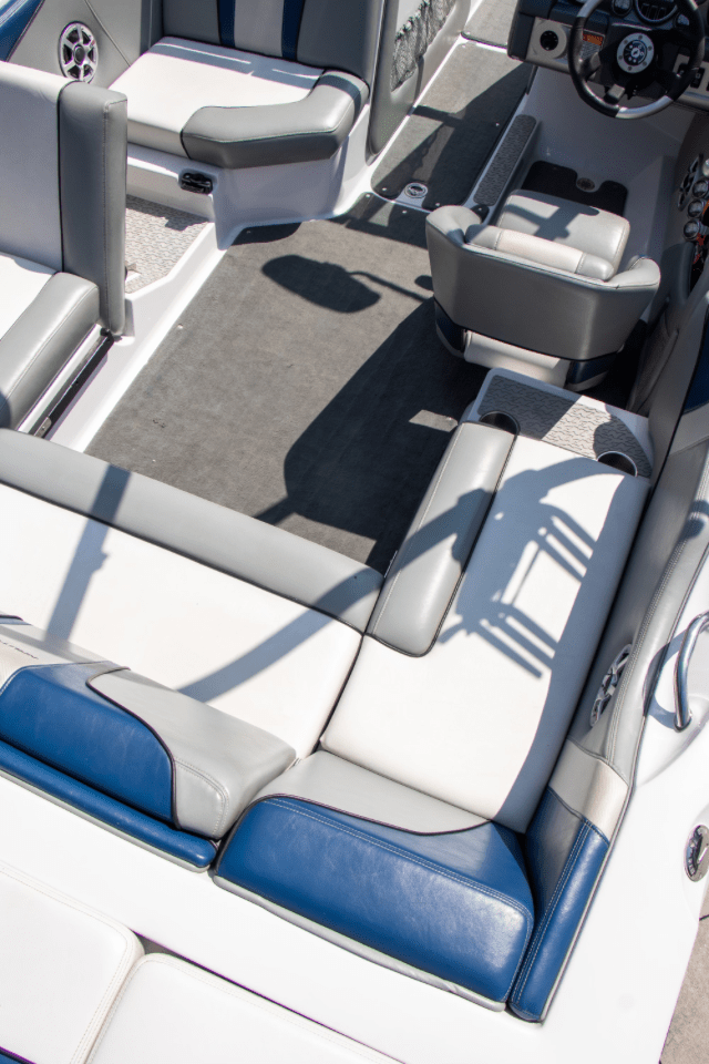2008 Nautique Super Air Nautique 210