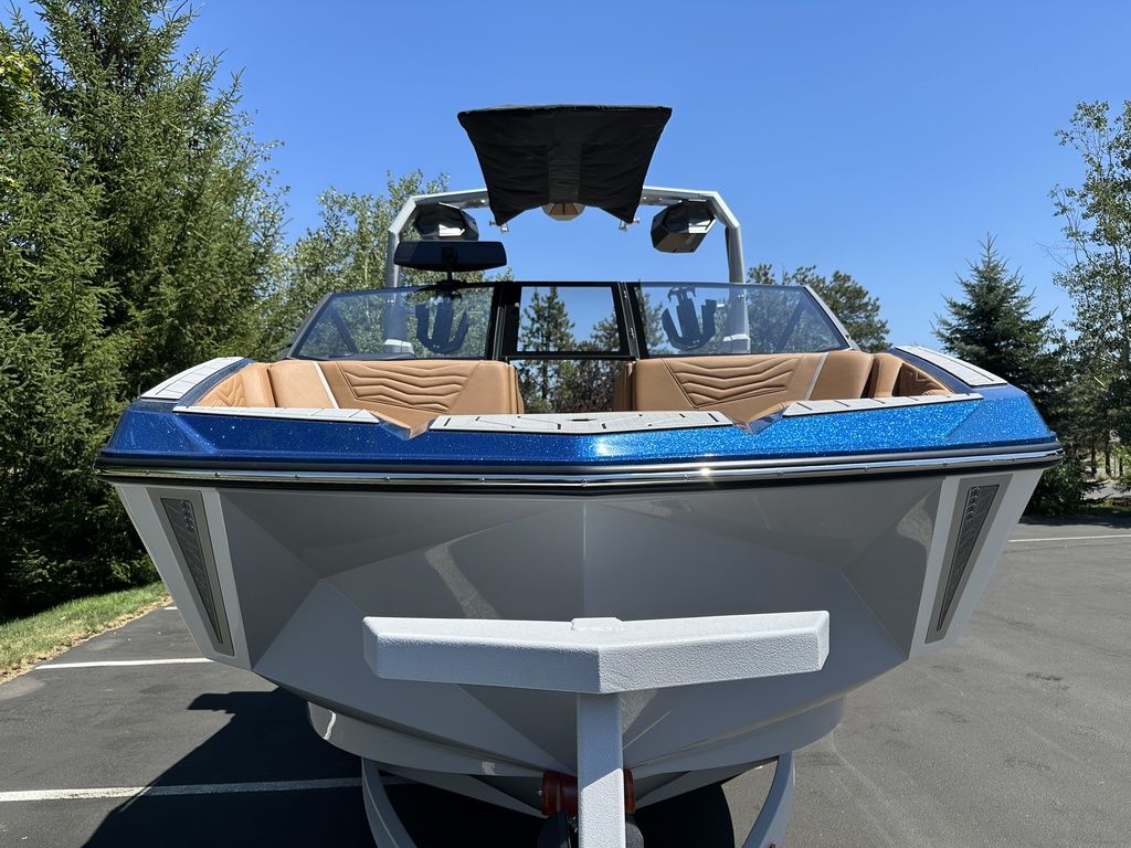 2025 Nautique Super Air Nautique G21