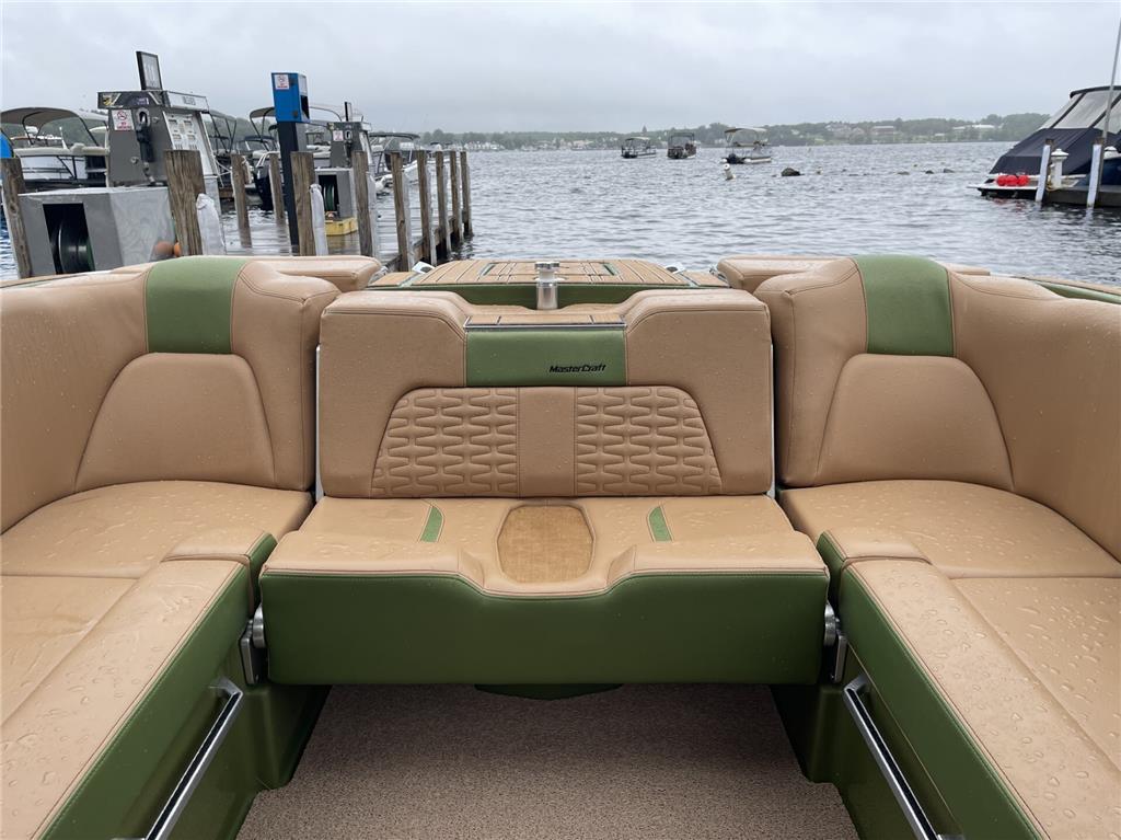 2023 MasterCraft X24