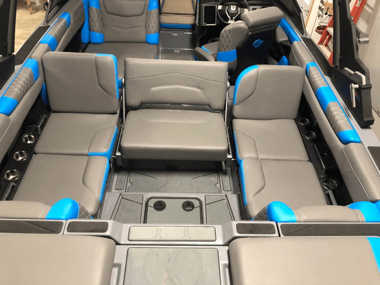 2021 Malibu M220 low hours