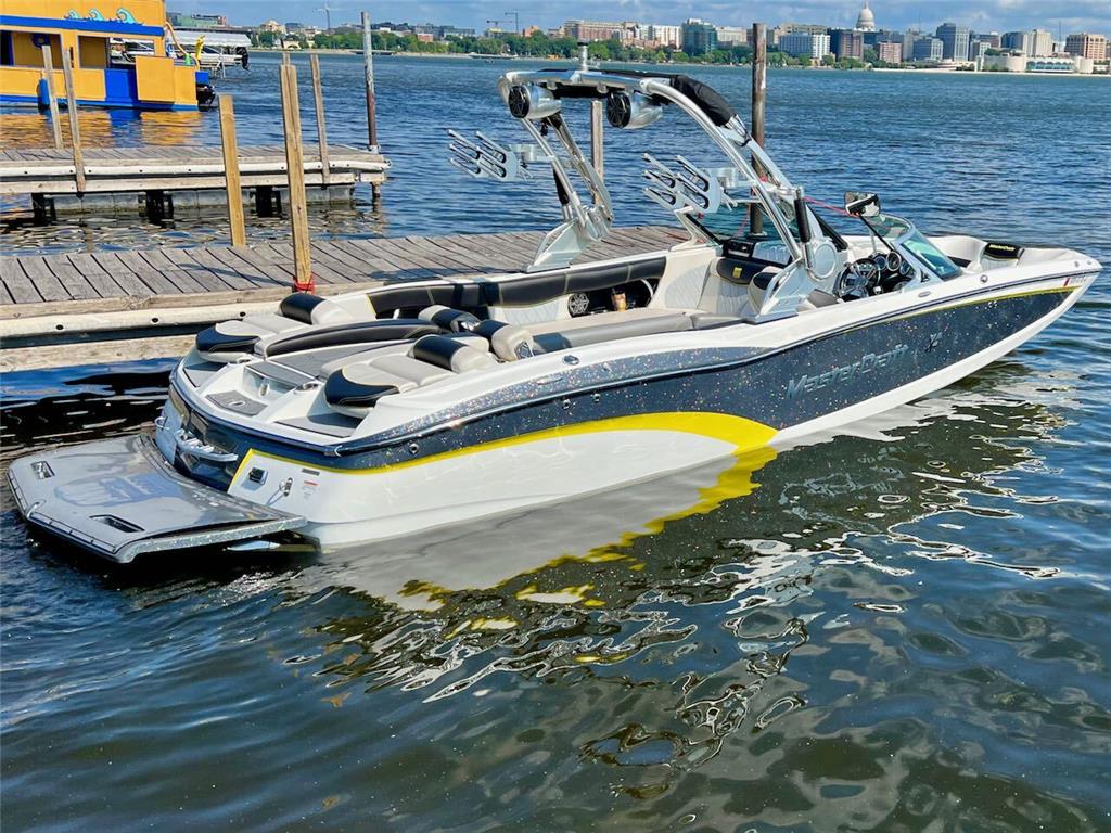 Mastercraft X46 | 2015 w/Ilmor 6.2L