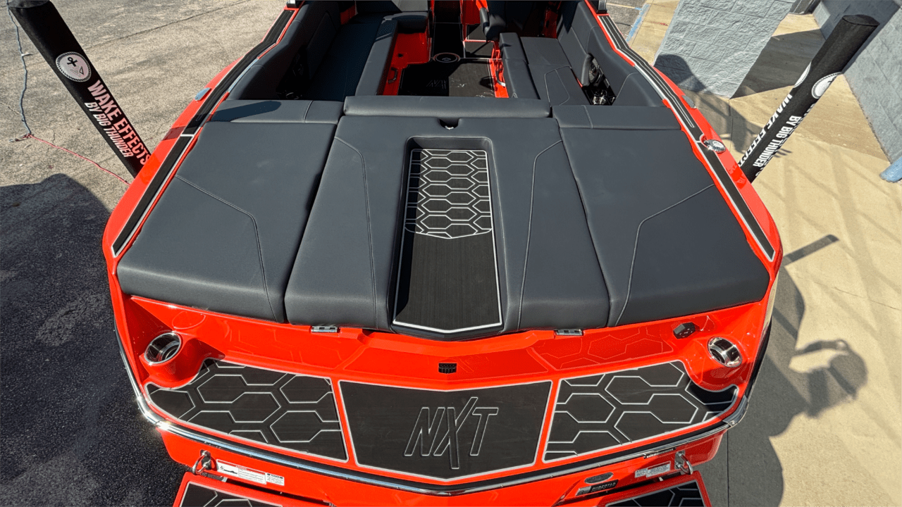 2025 MasterCraft NXT24