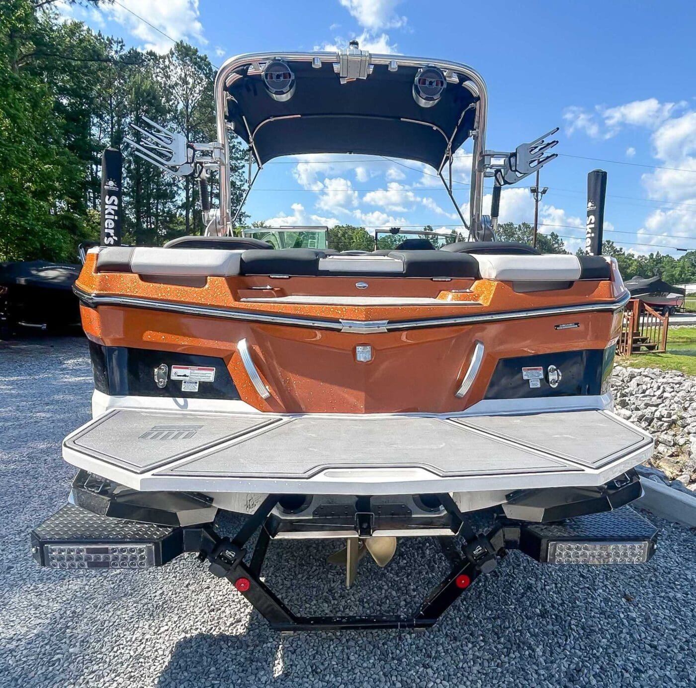 2021 MasterCraft XT22