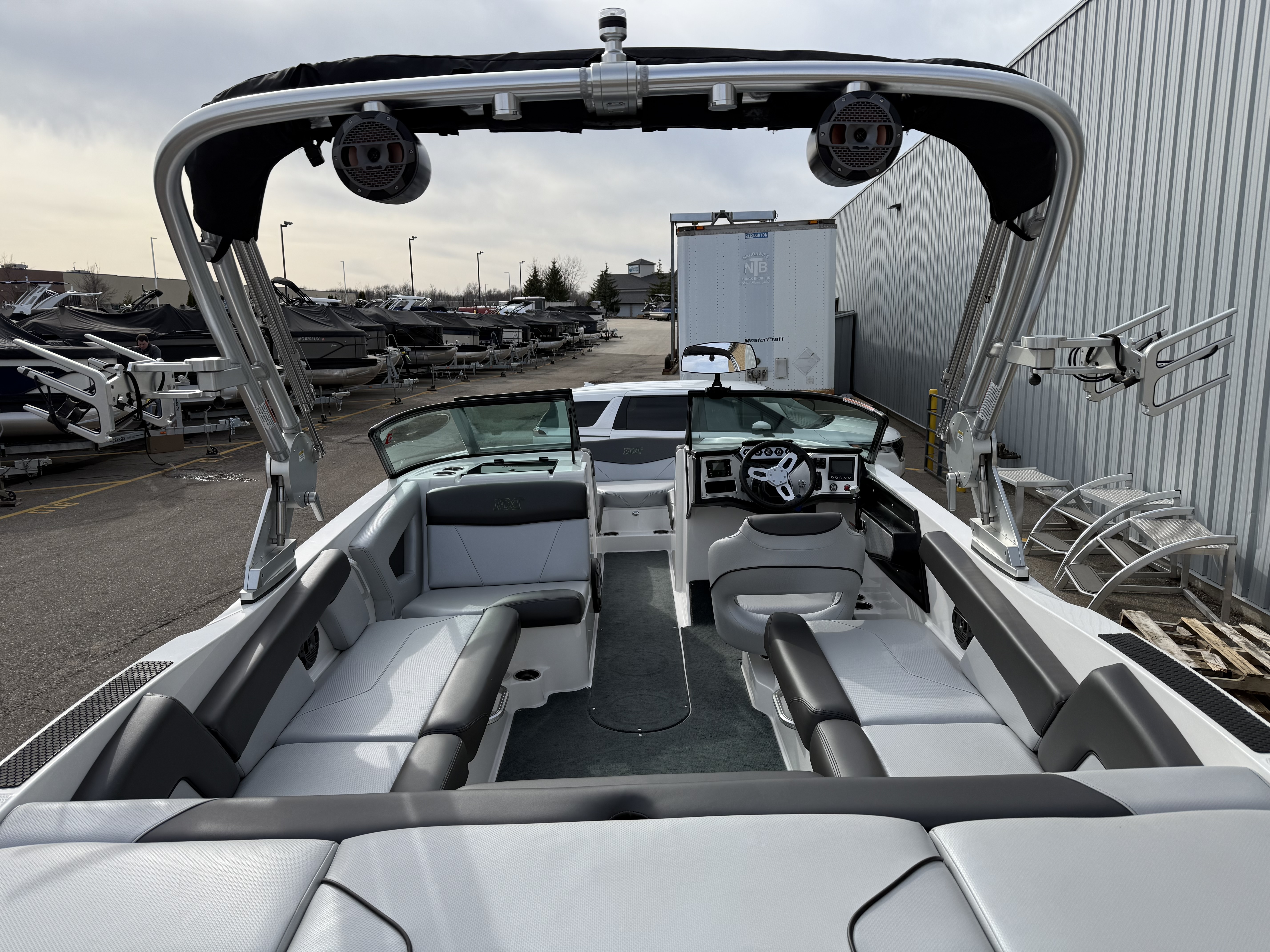 2019 MasterCraft NXT22
