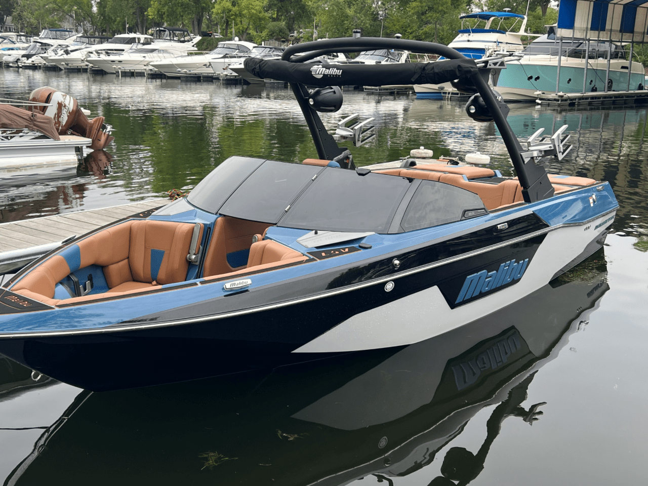 2023 Malibu Wakesetter 23 LSV