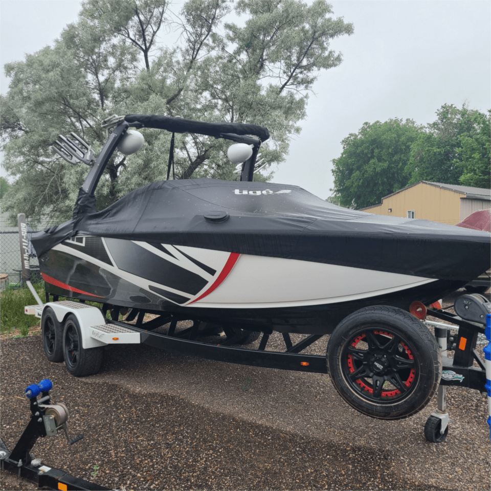 boat.Title