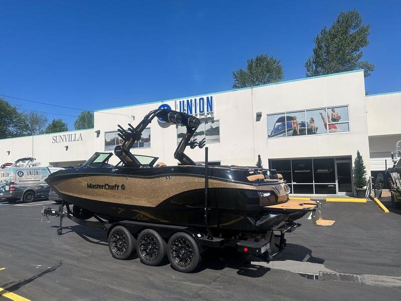 boat.Title