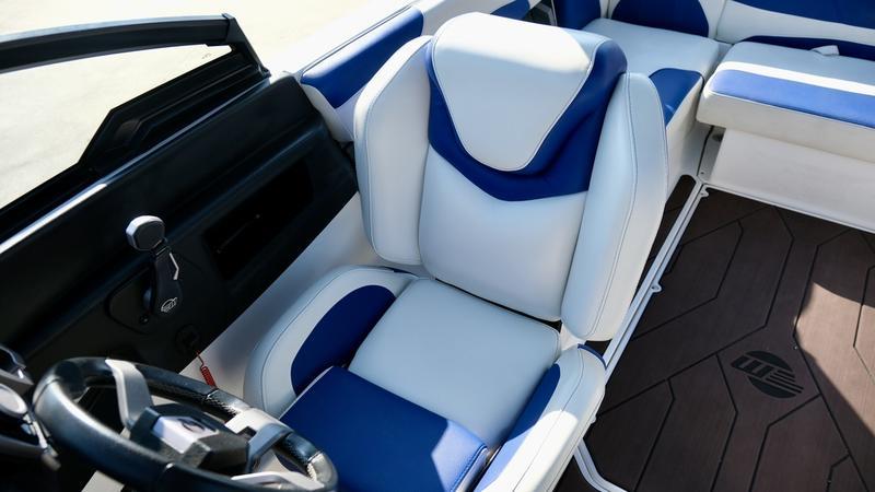 2022 MALIBU 22 LSV