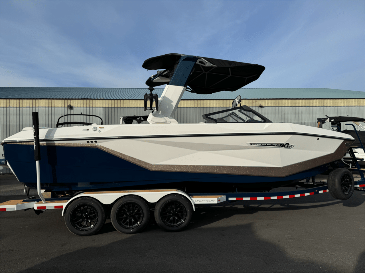 2025 Nautique G25