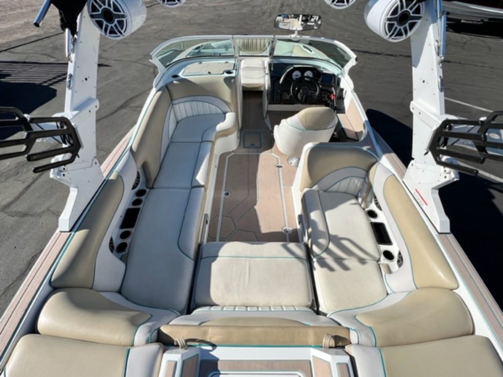 2022 mb sports Indmar-RAPTOR-62L-400