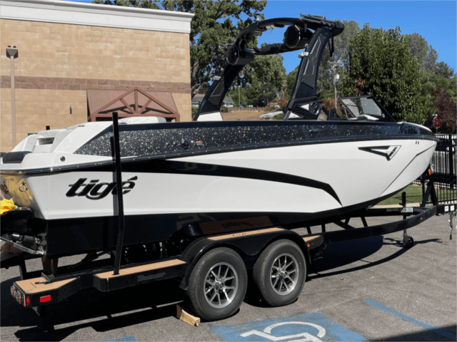 boat.Title