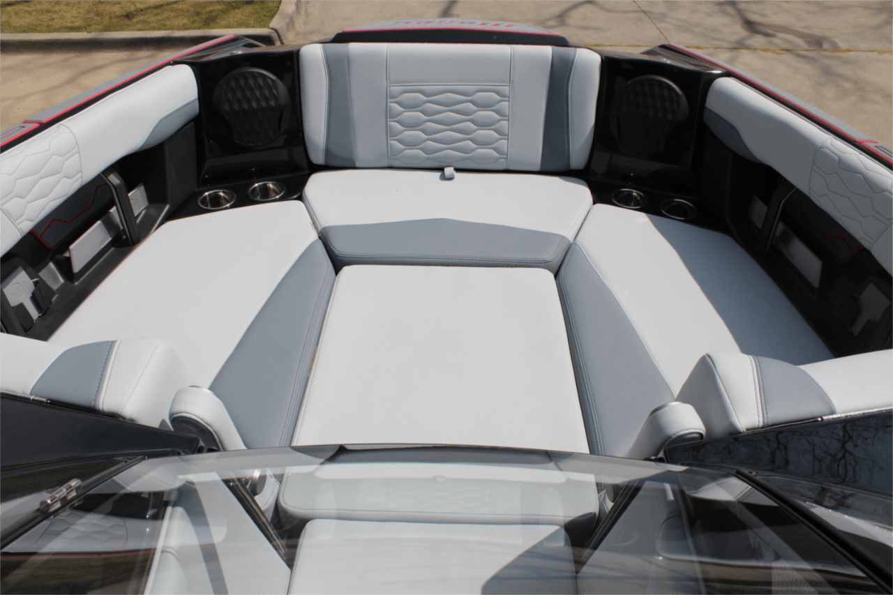 2025 Malibu 24 MXZ