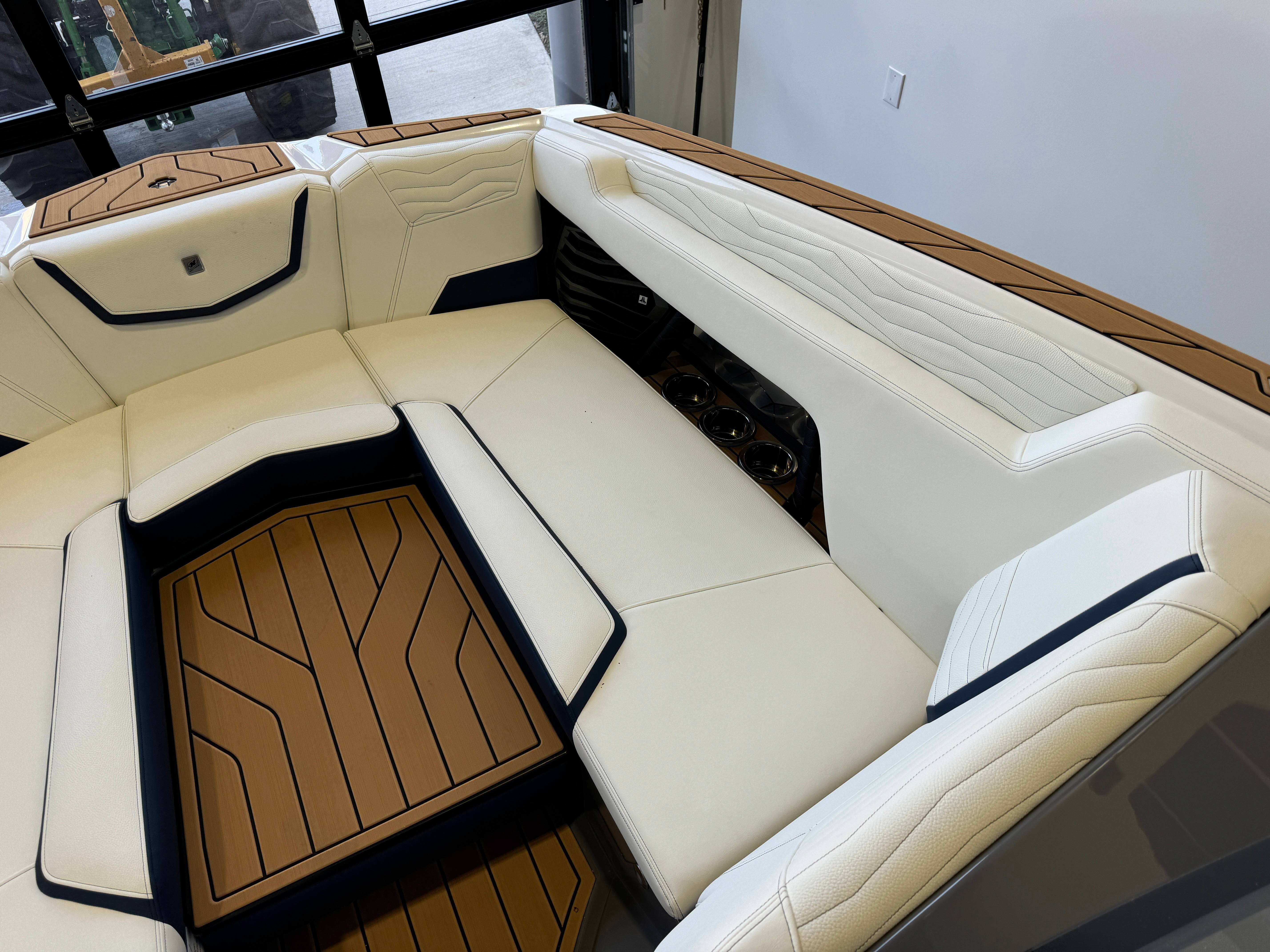 2025 Nautique Super Air Nautique G25