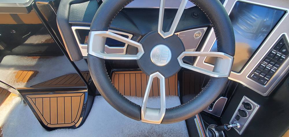 2022 Mastercraft X26