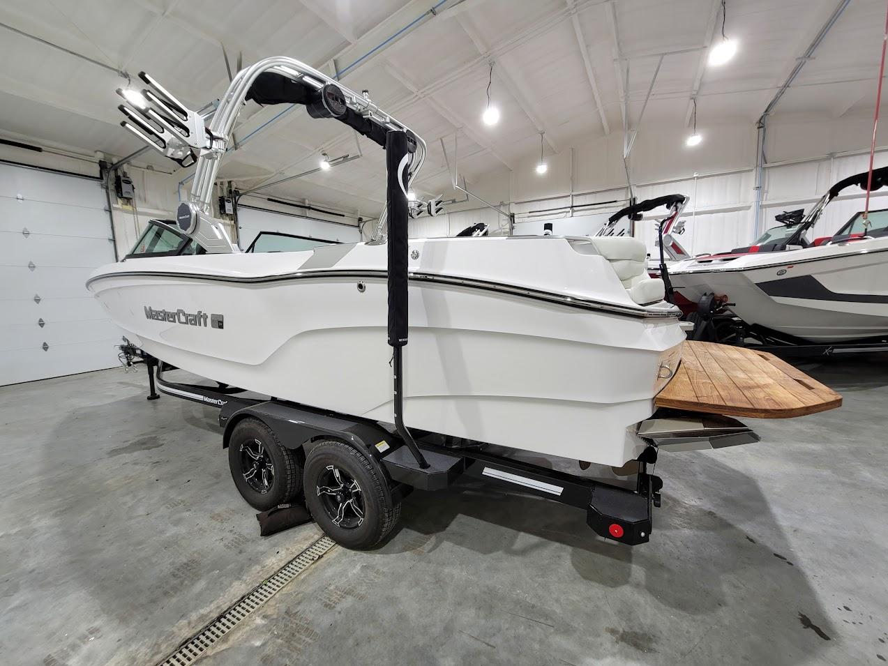 2024 MasterCraft XT24