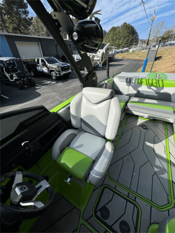 2020 Malibu 23LSV