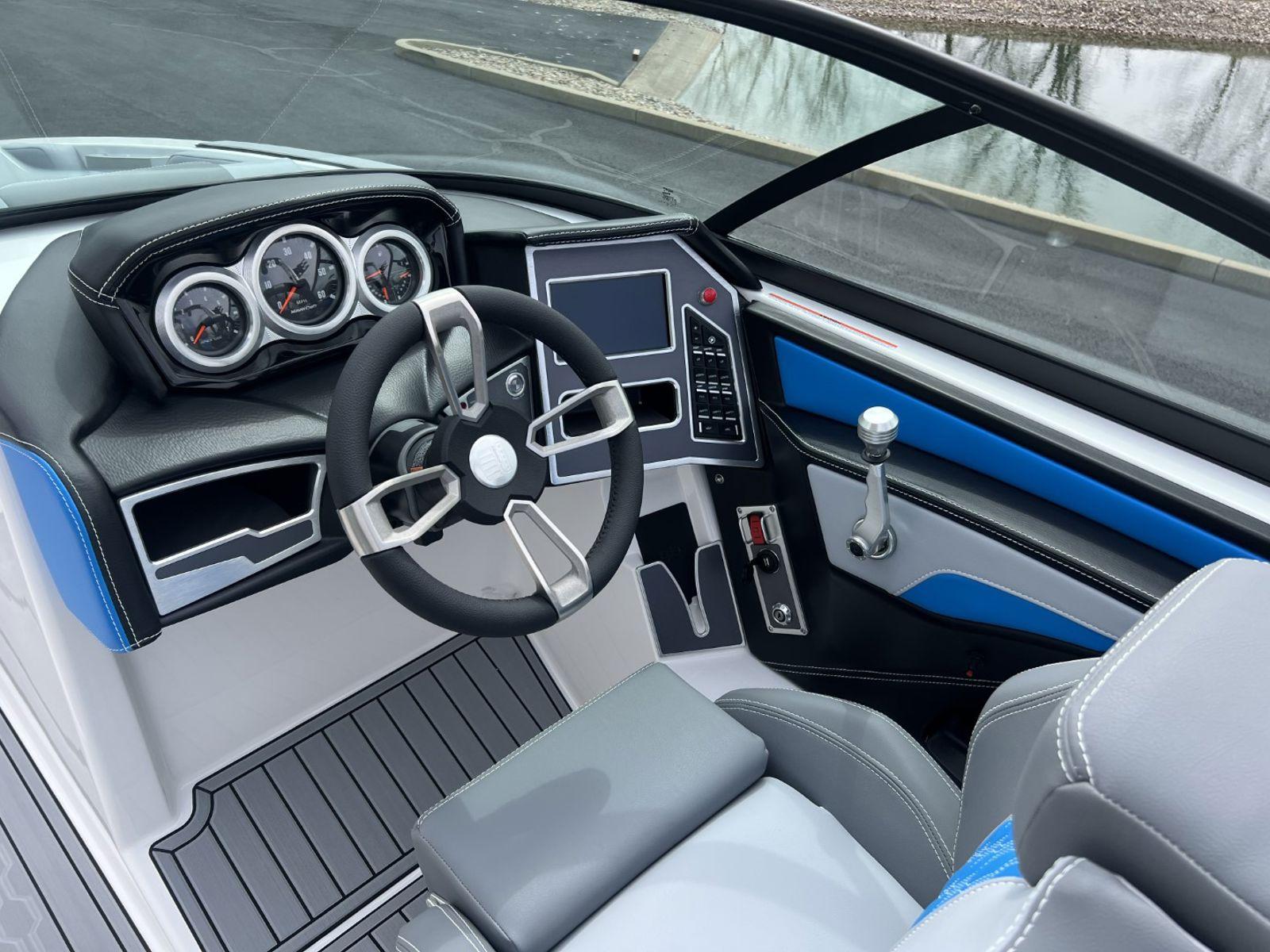 2024 MasterCraft XT20