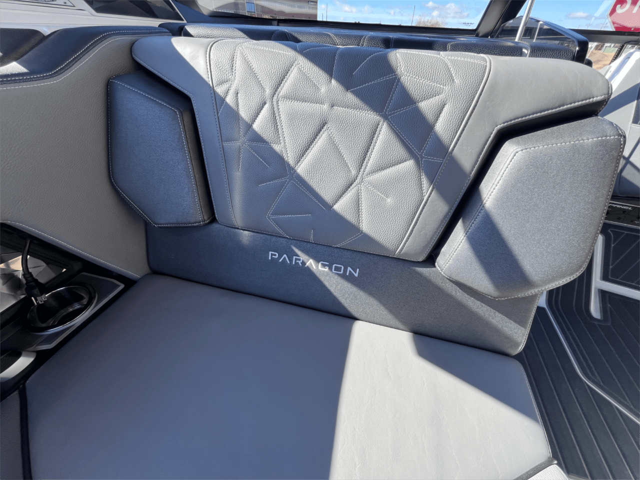 2022 Nautique Paragon G25! Only 200 hours! USA DELIVERY available!