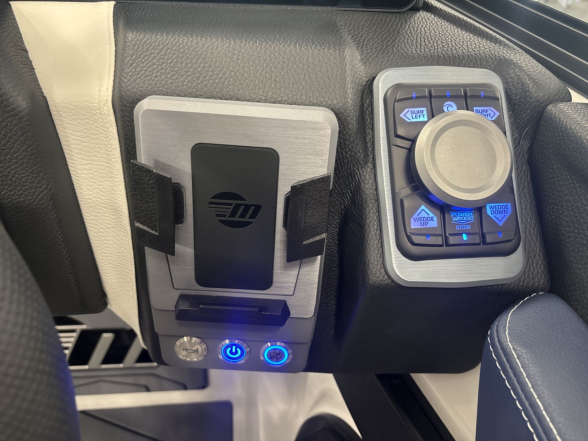 2025 Malibu 25LSV