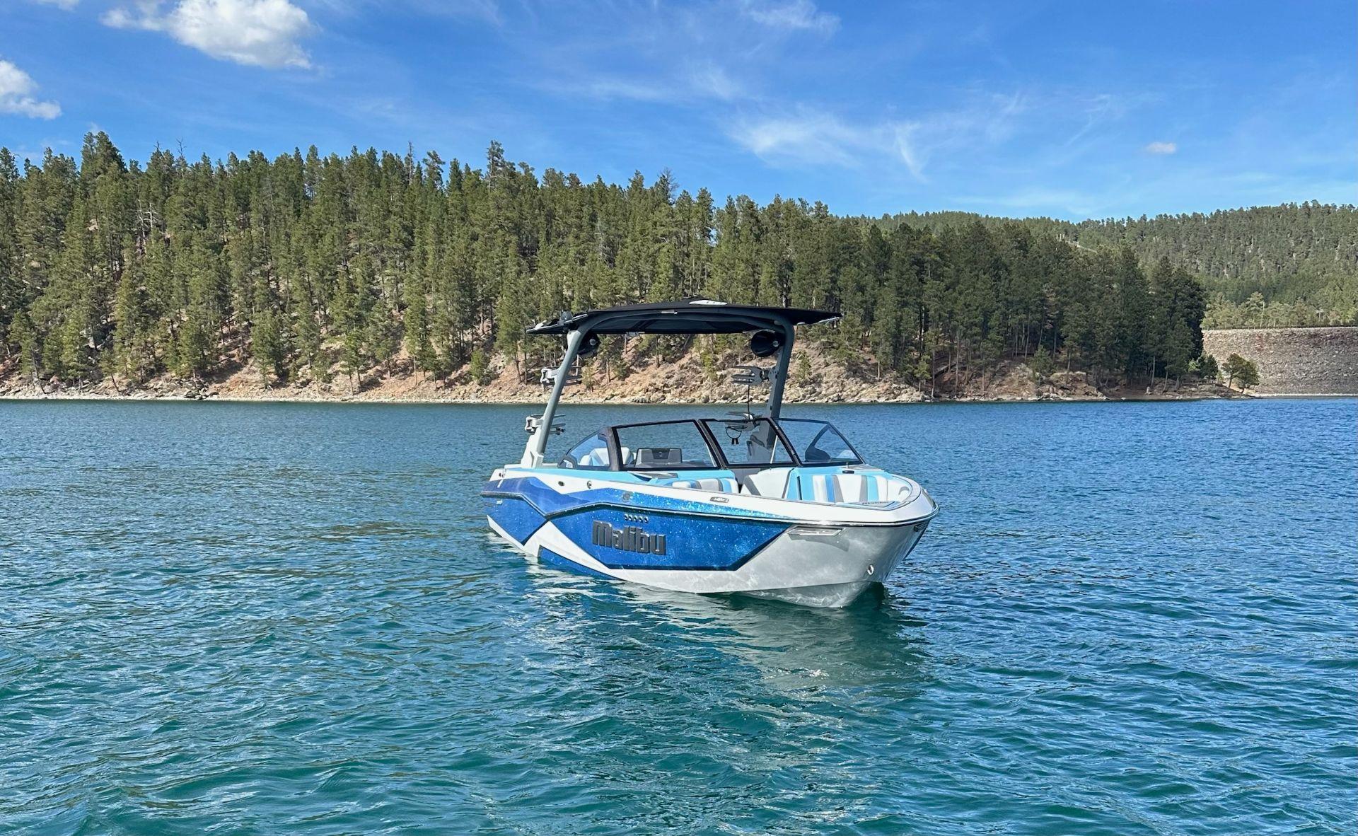 boat.Title