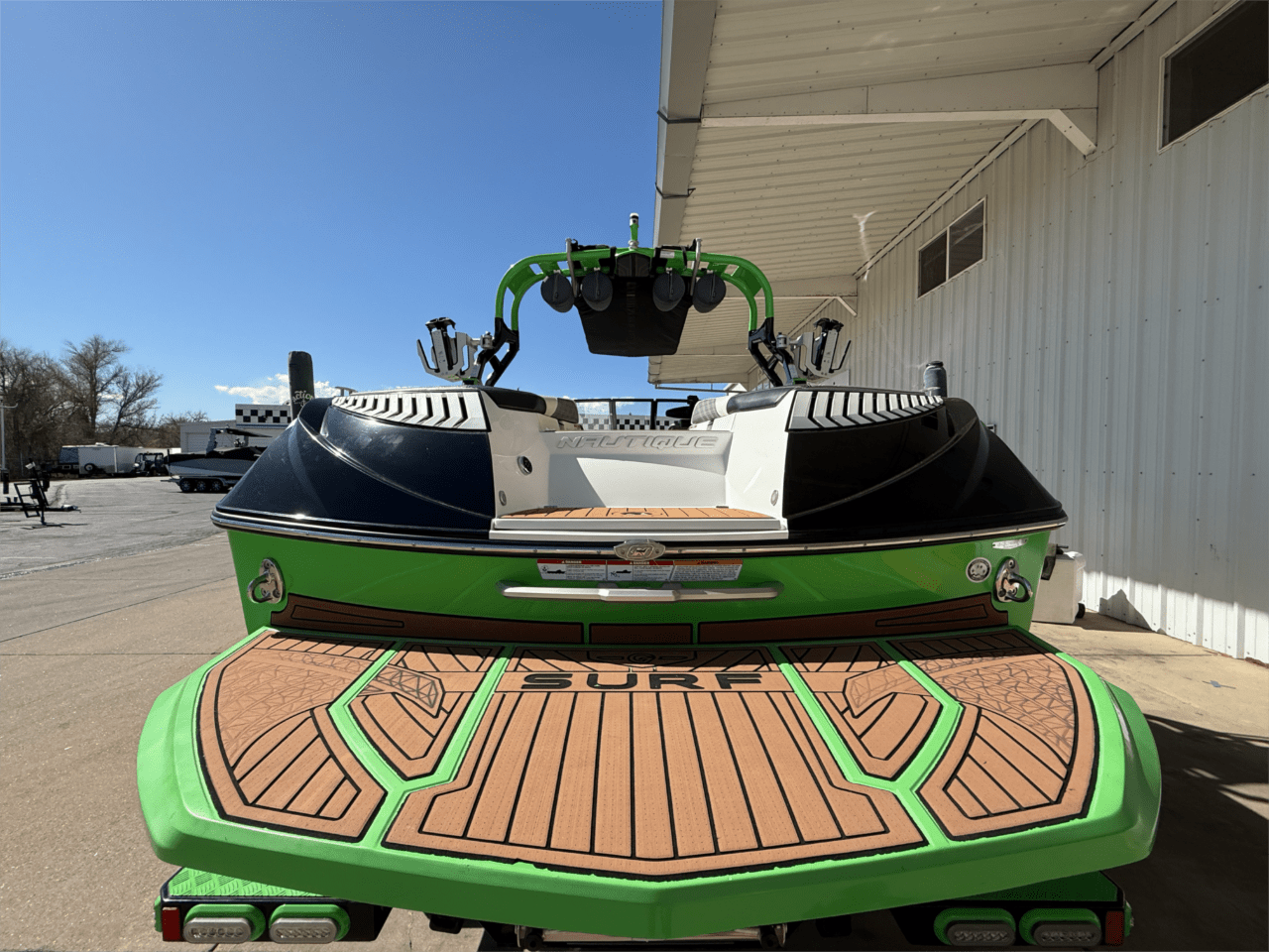 2017 Nautique G23