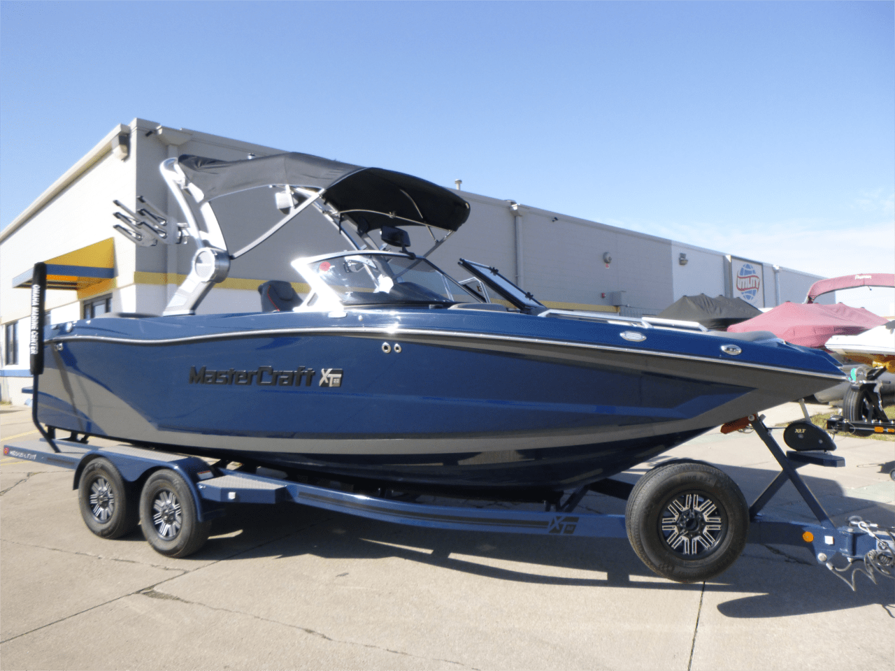 2019 MasterCraft XT22