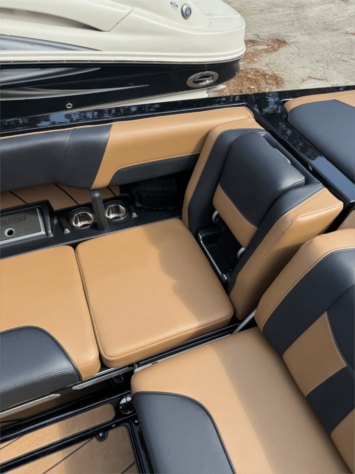 2022 Malibu 23 LSV M6DI 140 Hrs!