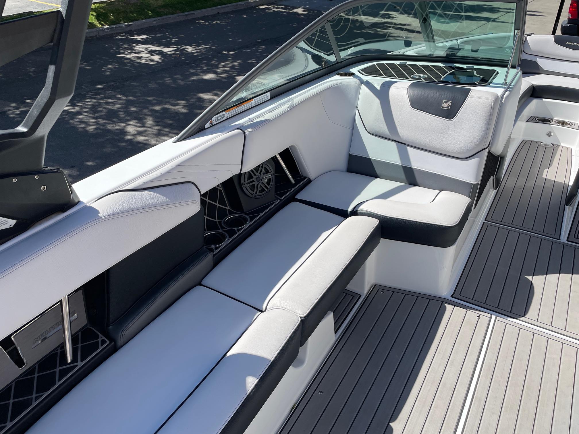 2019 NAUTIQUE GS24 W/XR7 550HP SUPERCHARGED POWER PLANT