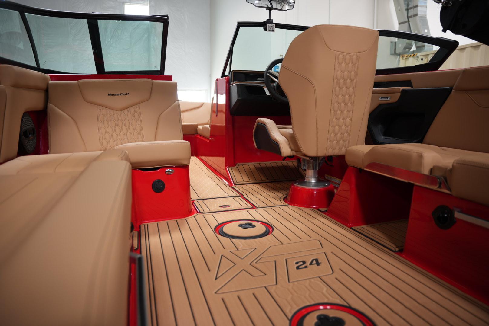 2025 MasterCraft XT24 &#8211; NEW ARRIVAL!