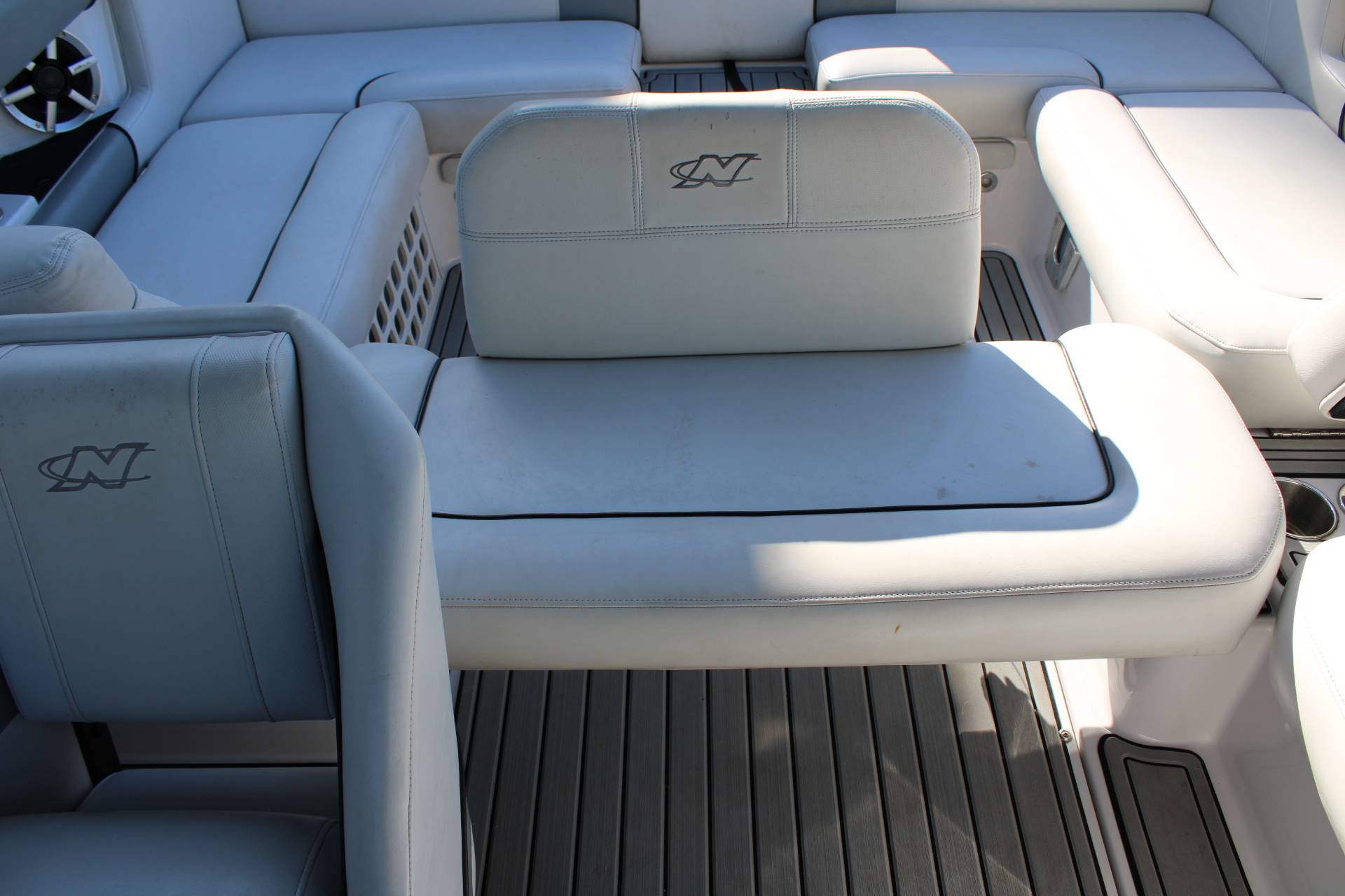 2007 Nautique 236
