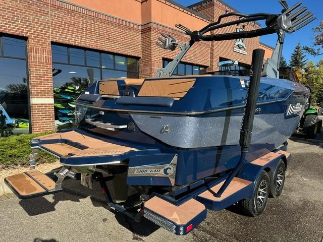 boat.Title