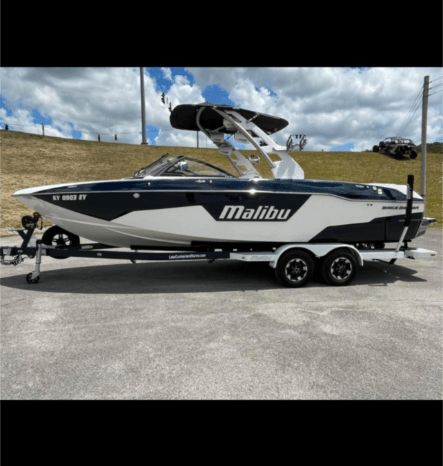 2019 MALIBU WAKESETTER 25 LSV