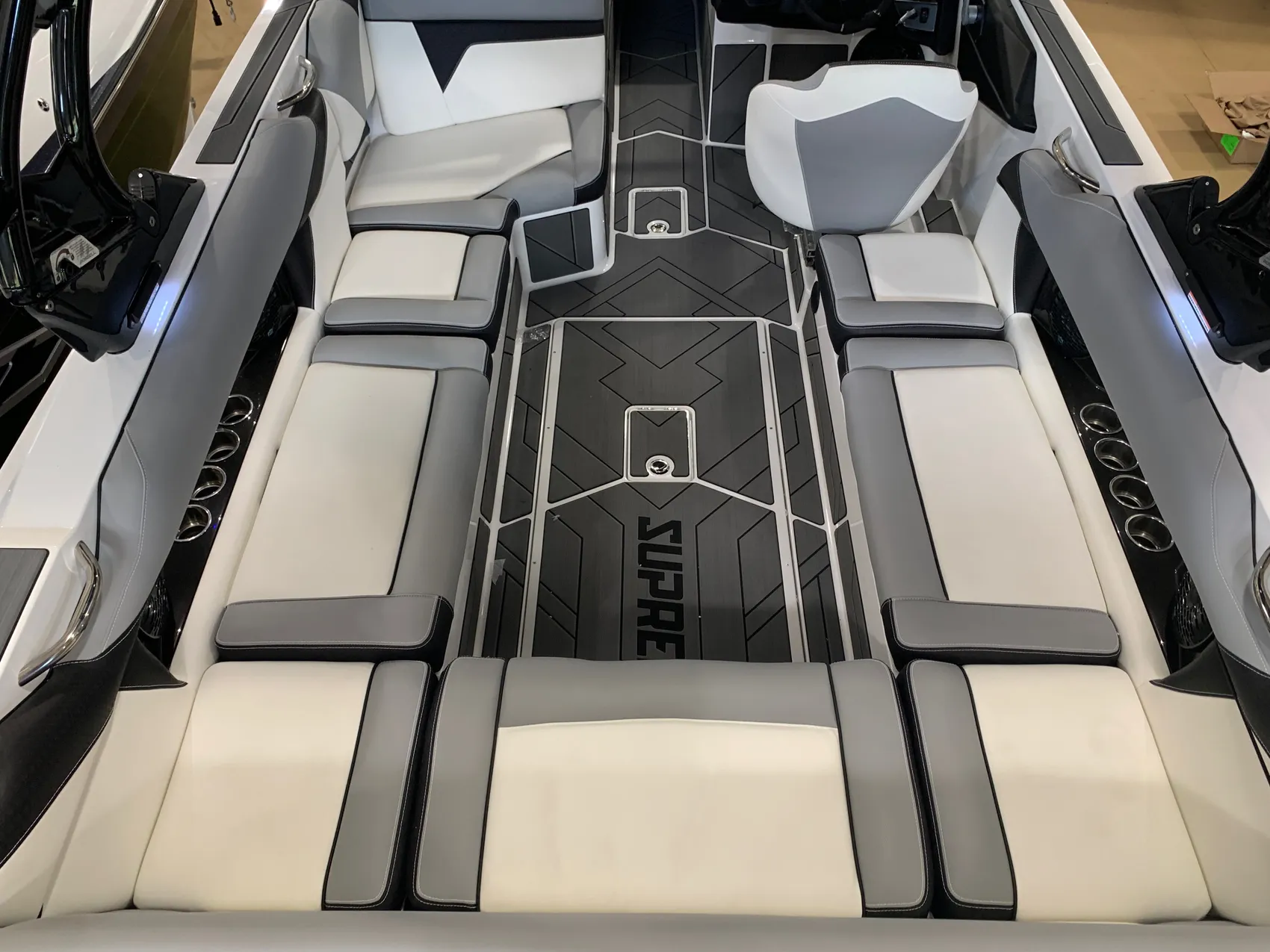 2024 Supreme S240
