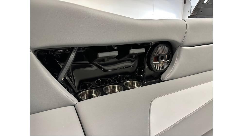 2023 MasterCraft NXT24