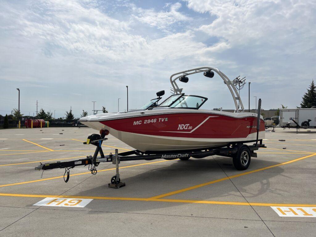2016 MasterCraft NXT20