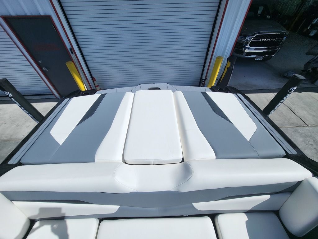 2025 Axis Wake Research T250