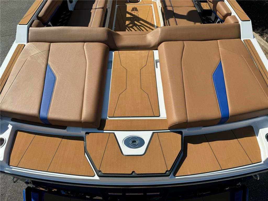 2024 Axis T250