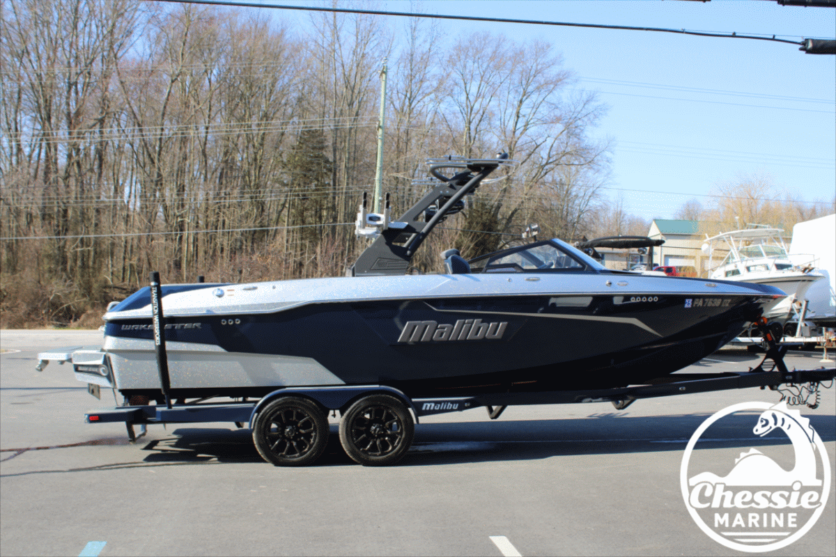 2020 Malibu 25 LSV