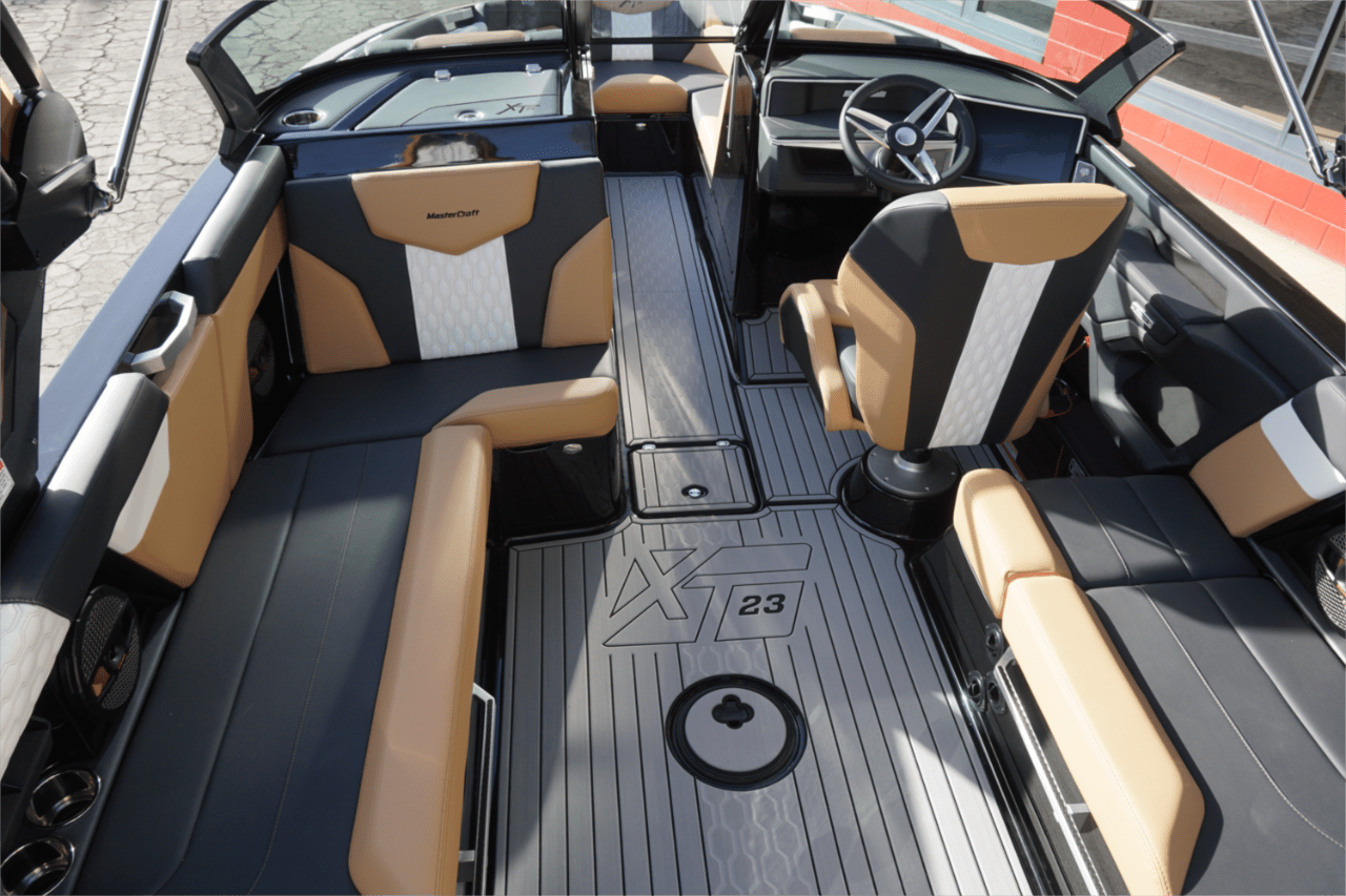 2025 MasterCraft XT23
