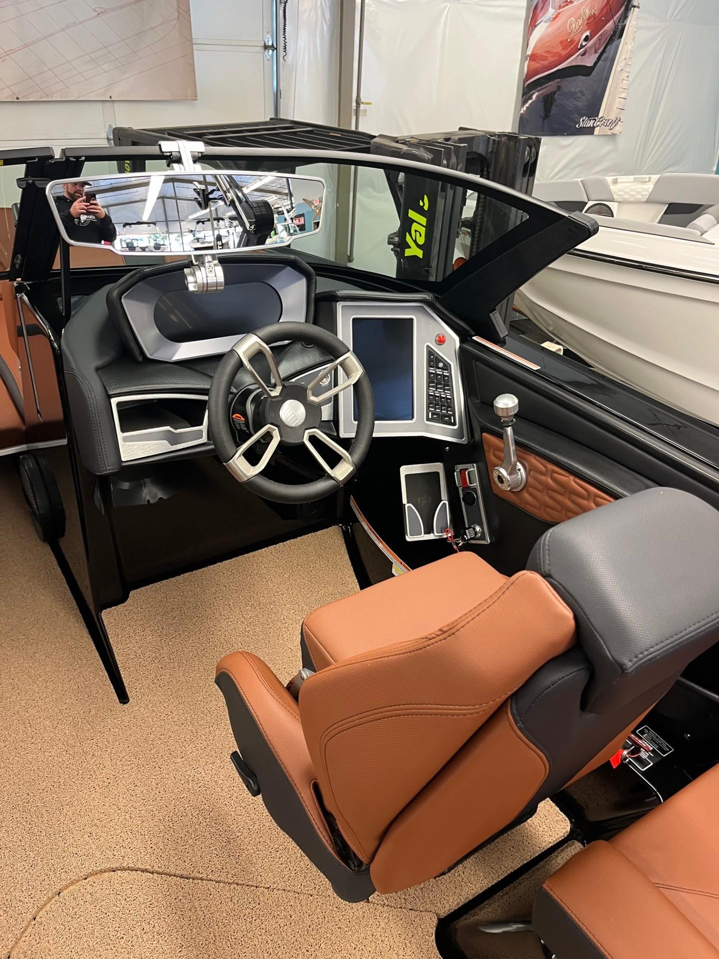2024 MasterCraft X24