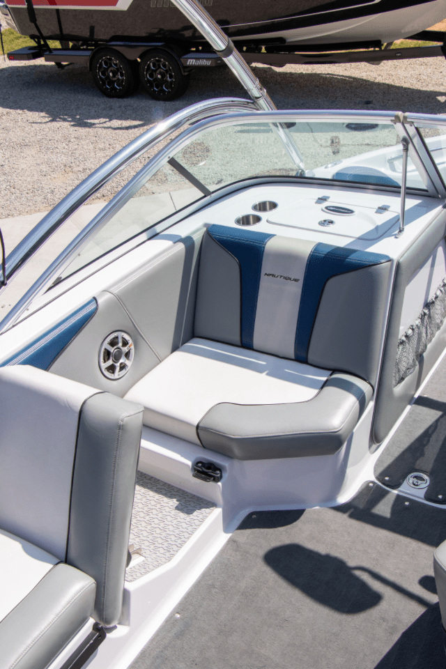 2008 Nautique Super Air Nautique 210