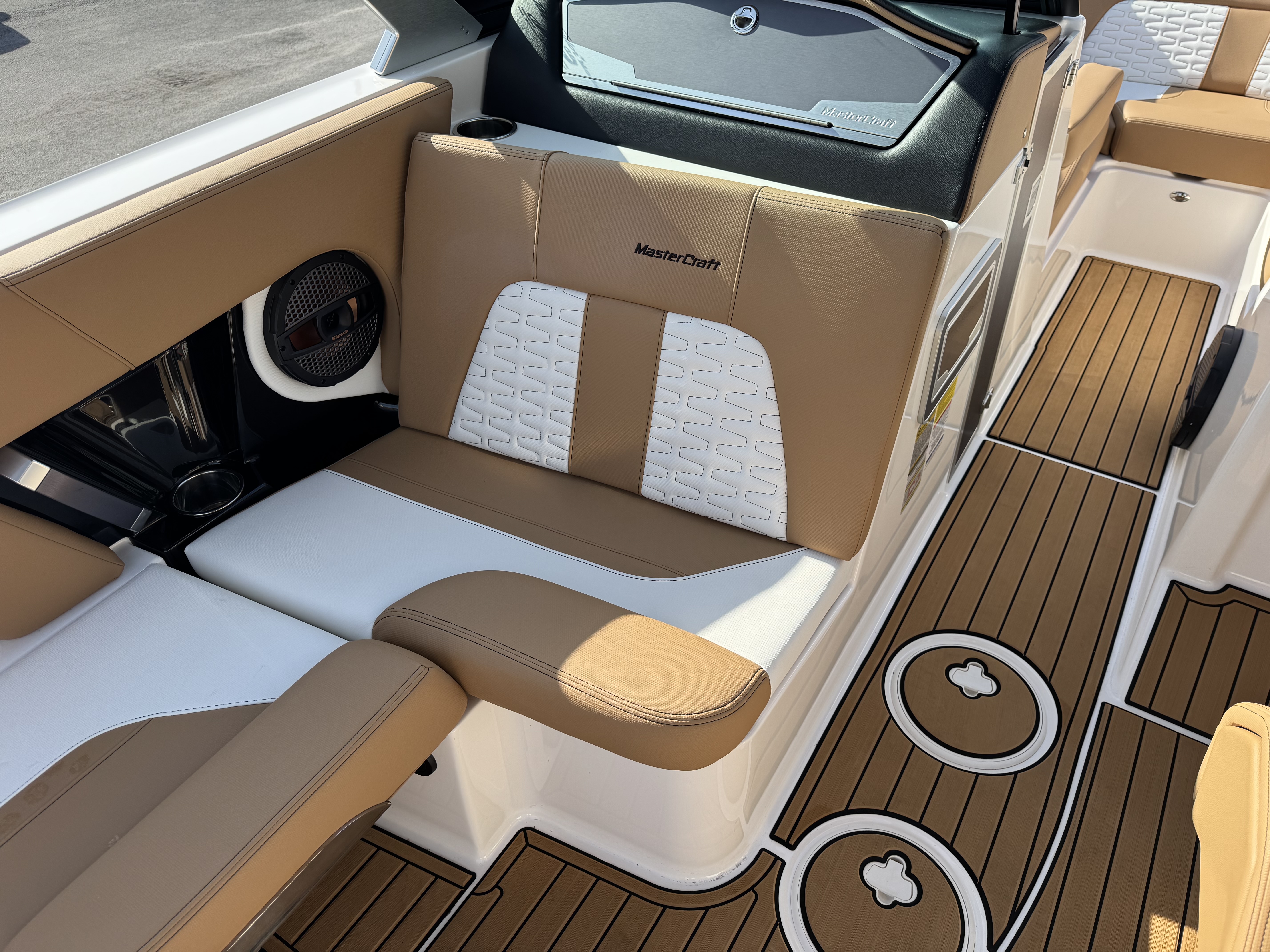 2025 MasterCraft X24