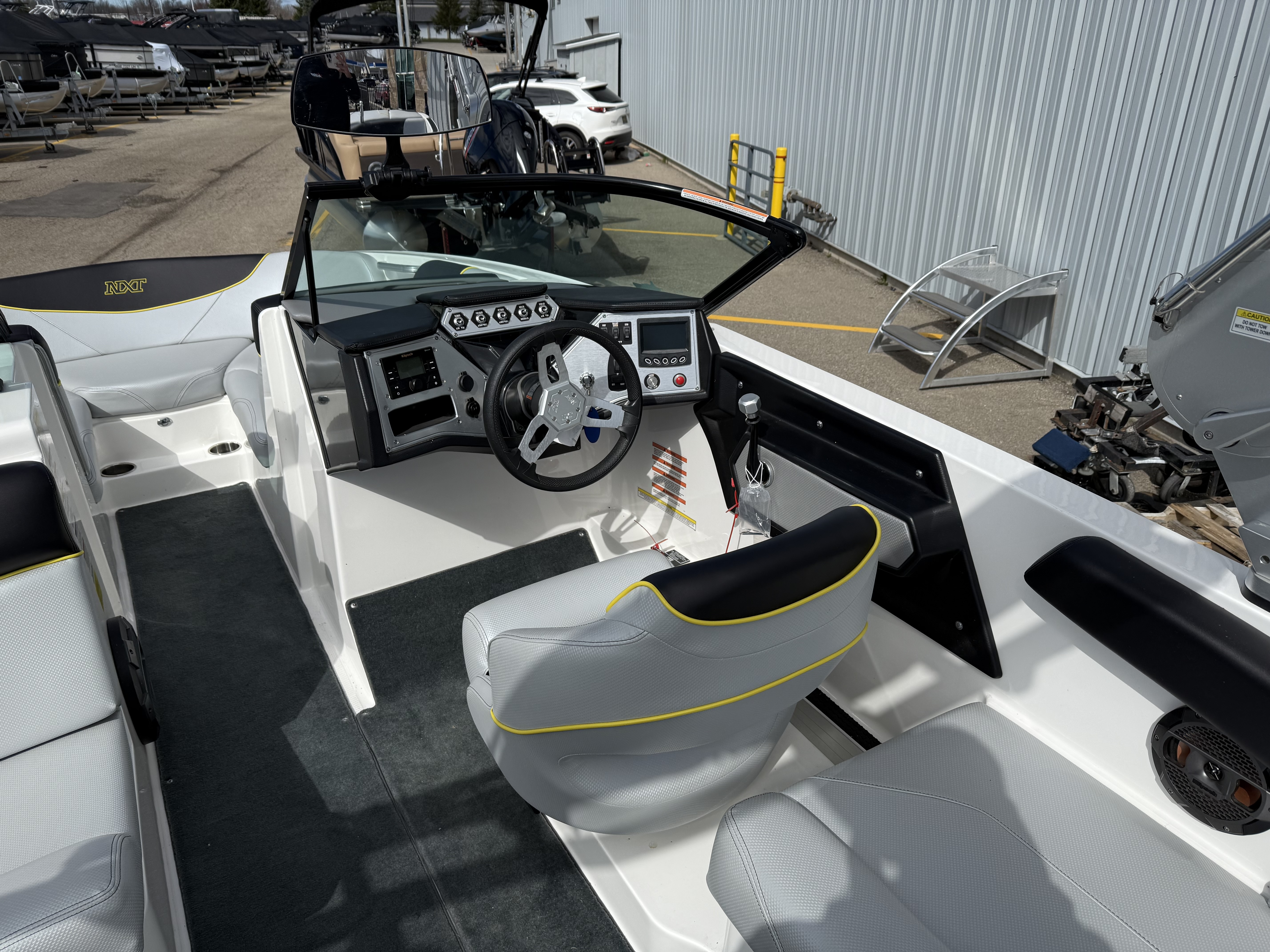 2019 MasterCraft NXT22