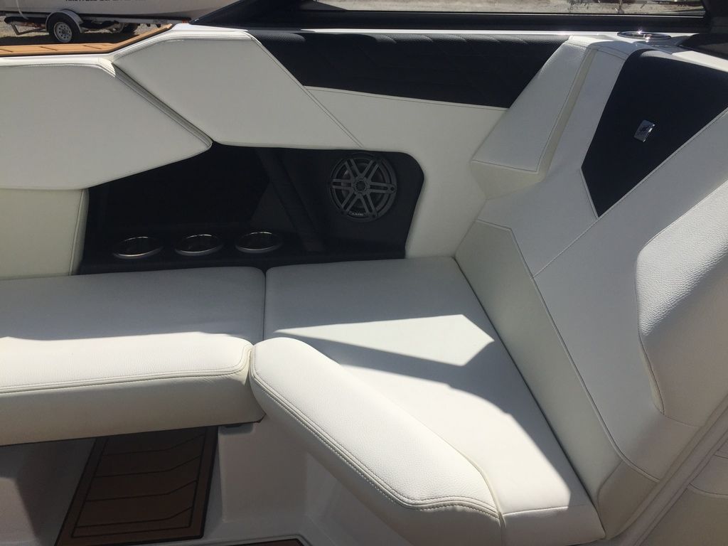 2023 Nautique Super Air Nautique S23