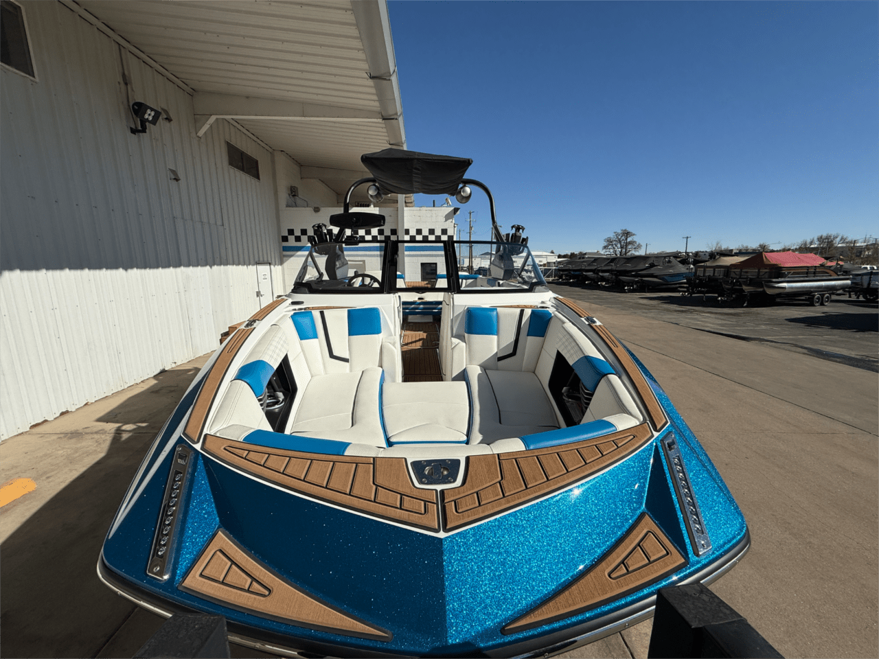 2020 Nautique G25