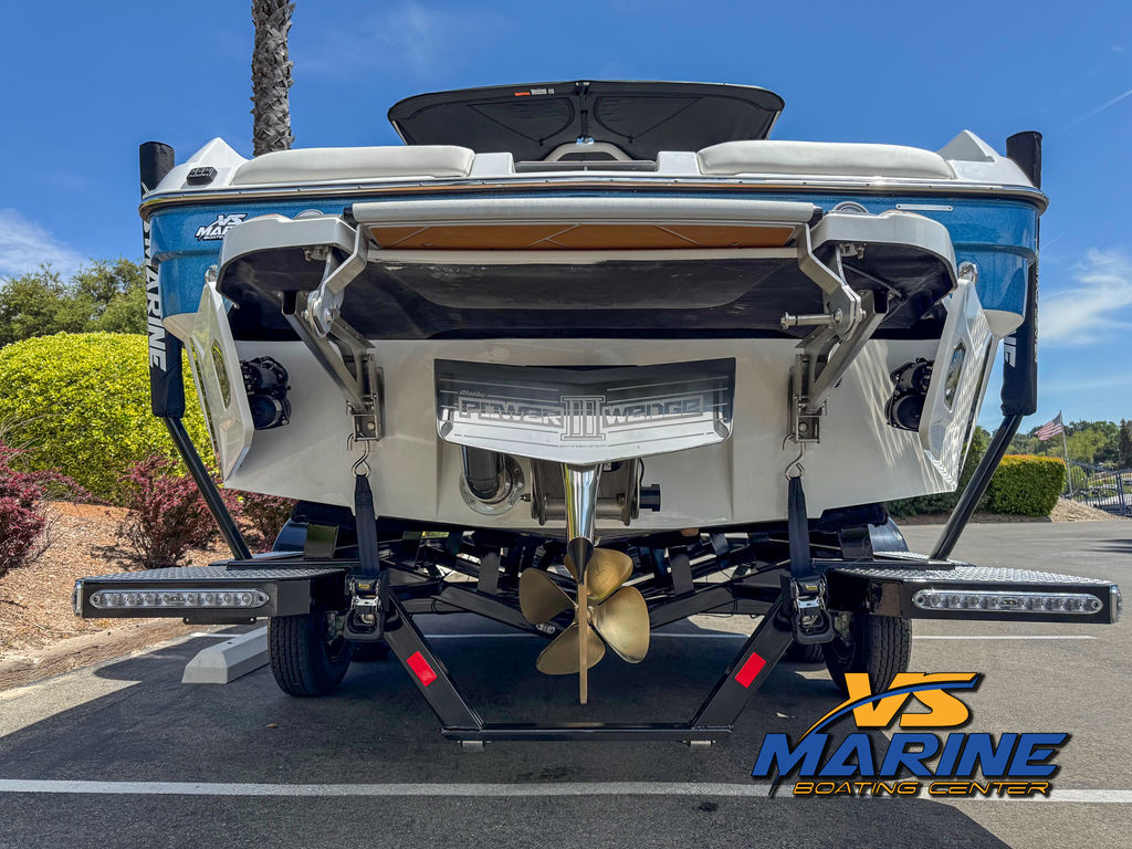2025 Malibu Boats 23 LSV