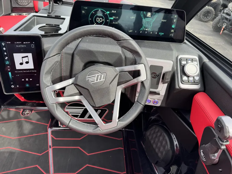 2025 Malibu 24 MXZ